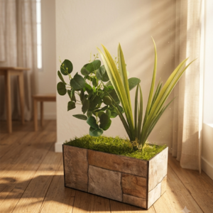 Jardinière moyen contenant eucalyptus élégant+ arbuste fleuri.dimensions 65/42/20 cm poids 6 kg